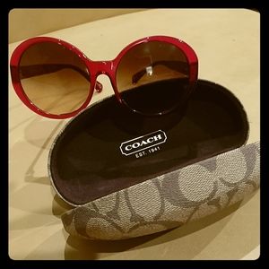 COACH sunglasses oversized pink with case